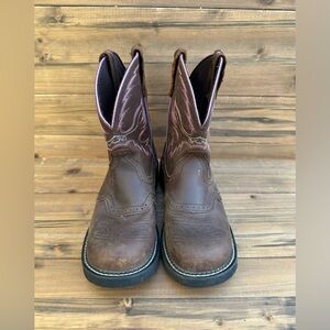 Justin Gypsy Western Boot - Aged Bark Perfed Saddle Foot and a Fashion Round Toe
